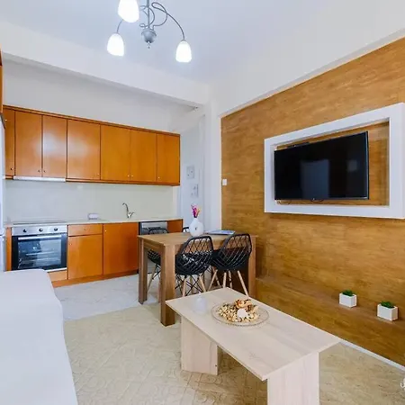 Fiorentino 2-bdrm Apartment, Vesta Philoxenia